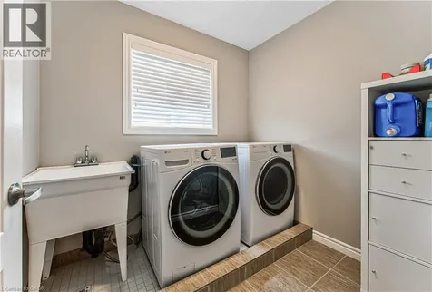 132 Templewood Drive Kitchener ON N2R 0H5