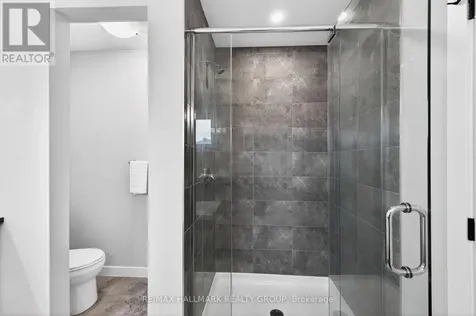 843 Sendero Way Ottawa ON K2S 2W9