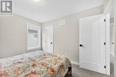 843 Sendero Way Ottawa ON K2S 2W9