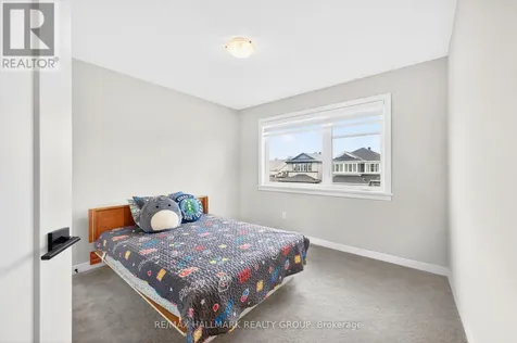 843 Sendero Way Ottawa ON K2S 2W9