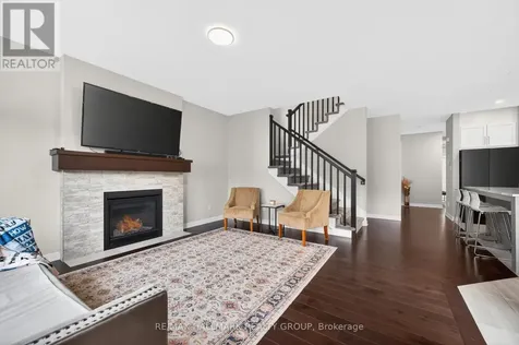 843 Sendero Way Ottawa ON K2S 2W9