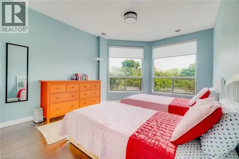 255 Keats Way Waterloo ON N2L 6N6