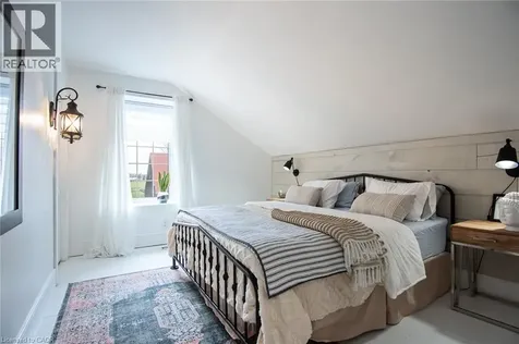 464 Piper Street Ayr ON N0B 1E0