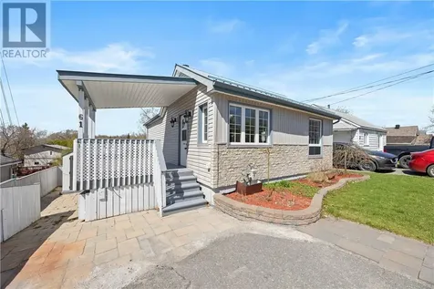 61 Mooney Street Greater Sudbury ON P3B 3H3