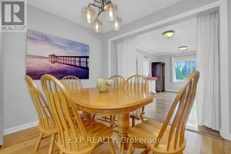 576 Browning Avenue Ottawa ON K1G 0T4