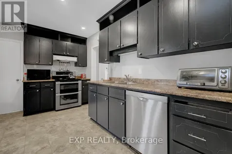 576 Browning Avenue Ottawa ON K1G 0T4
