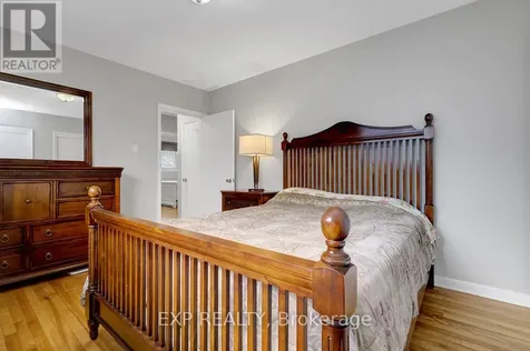 576 Browning Avenue Ottawa ON K1G 0T4