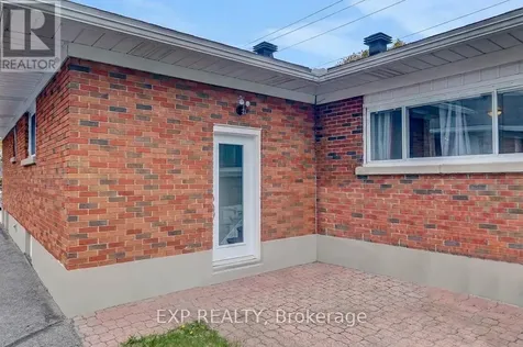 576 Browning Avenue Ottawa ON K1G 0T4