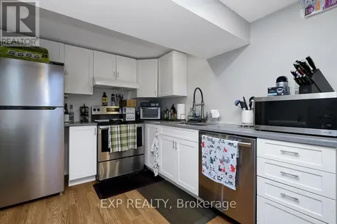 576 Browning Avenue Ottawa ON K1G 0T4
