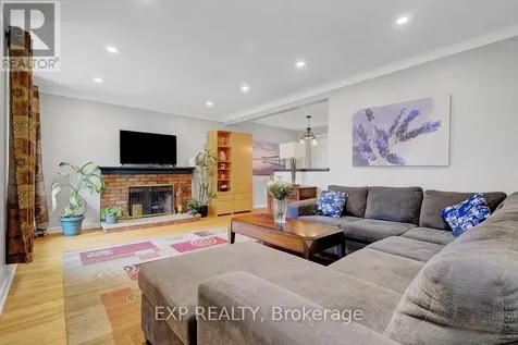 576 Browning Avenue Ottawa ON K1G 0T4