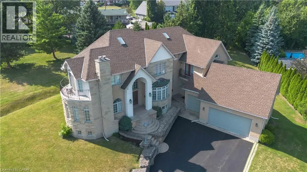 1401 Tamworth Court Burlington ON L7P 4V3