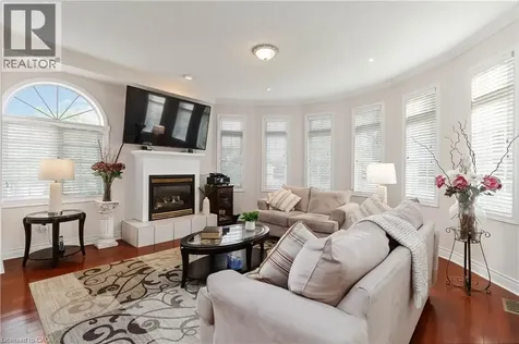 1401 Tamworth Court Burlington ON L7P 4V3