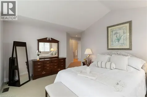 1401 Tamworth Court Burlington ON L7P 4V3