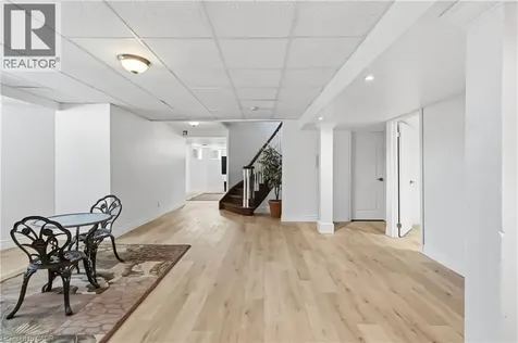 1401 Tamworth Court Burlington ON L7P 4V3