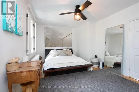 42 Glengarry Road Ottawa ON K1S 0L5