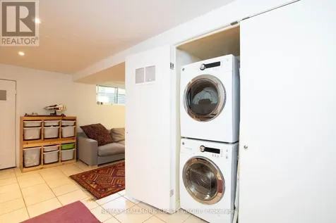 42 Glengarry Road Ottawa ON K1S 0L5