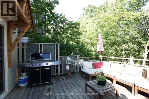 42 Glengarry Road Ottawa ON K1S 0L5