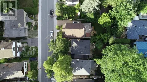42 Glengarry Road Ottawa ON K1S 0L5