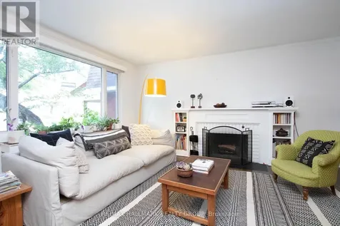 42 Glengarry Road Ottawa ON K1S 0L5