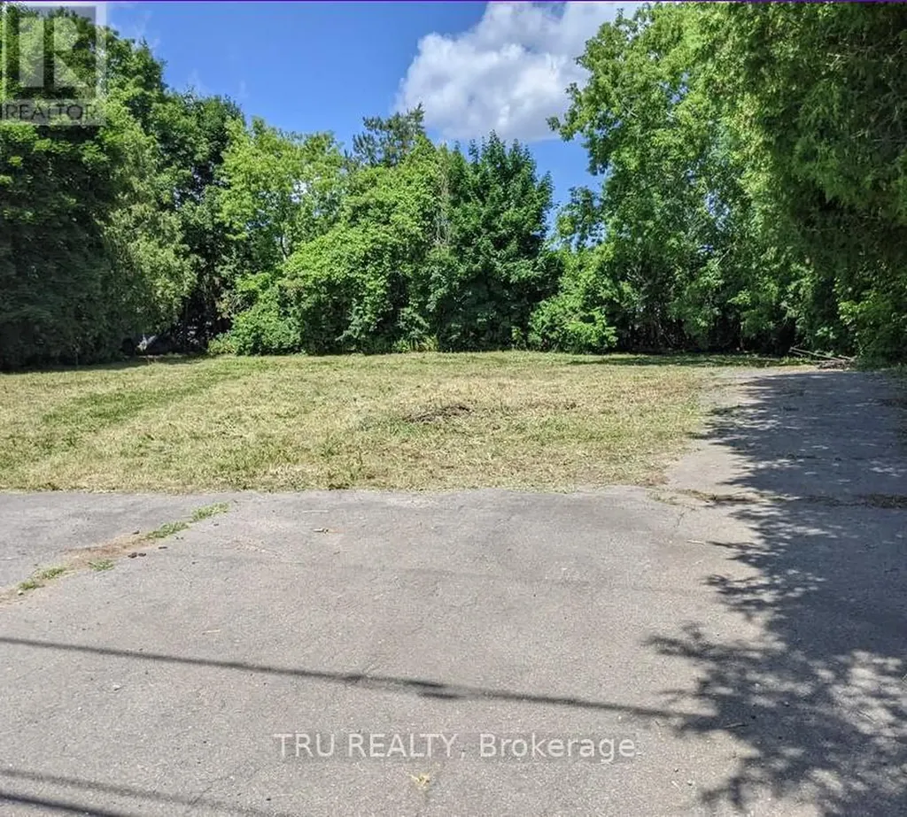 7101 Mason Street Ottawa ON K4P 1C3