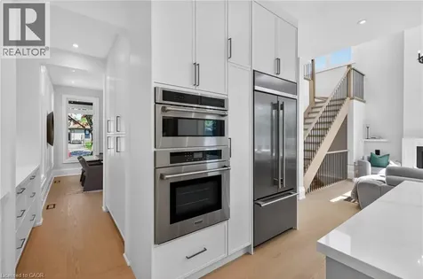 148 Herald Avenue Oakville ON L6K 1S2