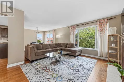 132 Grenadier Way Ottawa ON K2J 4M1