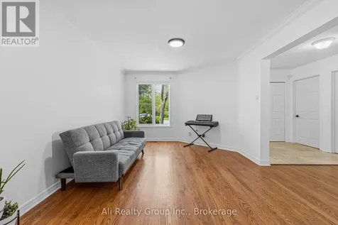 132 Grenadier Way Ottawa ON K2J 4M1