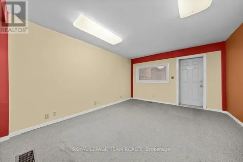17 Arlington Avenue Ottawa ON K2P 1C1