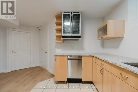 1649 Rosebella Avenue Ottawa ON K1T 1E9