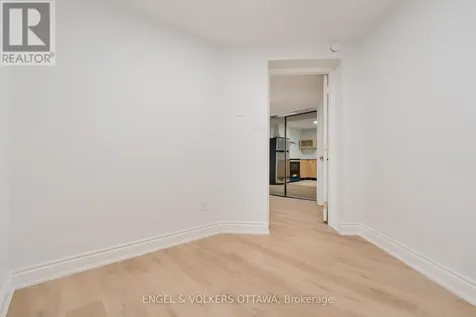 1649 Rosebella Avenue Ottawa ON K1T 1E9