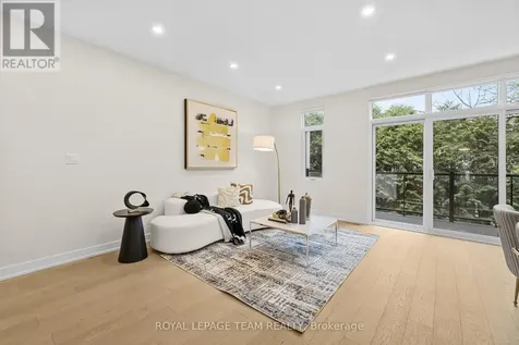 498 Wentworth Avenue Ottawa ON K2B 5K1