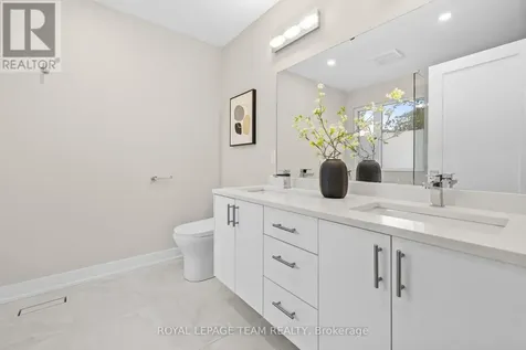 498 Wentworth Avenue Ottawa ON K2B 5K1