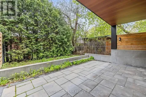 498 Wentworth Avenue Ottawa ON K2B 5K1