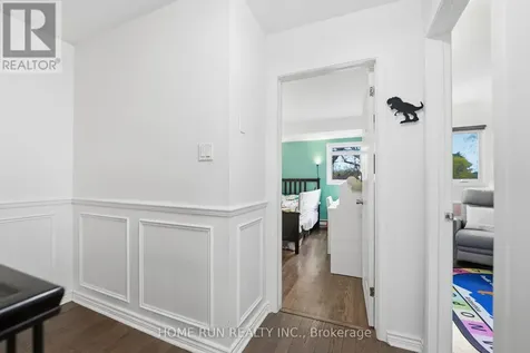 52 Reaney Court Ottawa ON K2K 1W8