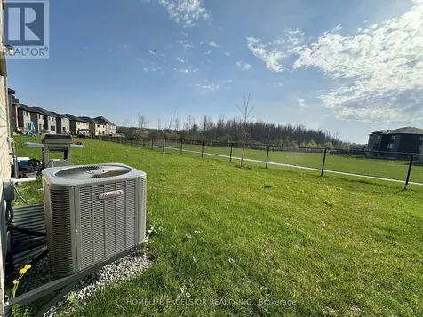 16 Rosanne Circle Wasaga Beach ON L9Z 0L4