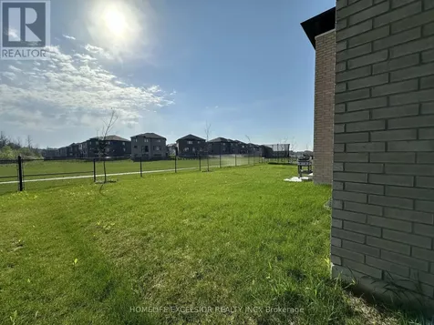 16 Rosanne Circle Wasaga Beach ON L9Z 0L4