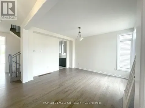 16 Rosanne Circle Wasaga Beach ON L9Z 0L4