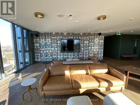 15 Baseball Place Toronto (south Riverdale) ON M4M 0E6