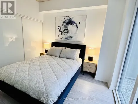 15 Baseball Place Toronto (south Riverdale) ON M4M 0E6