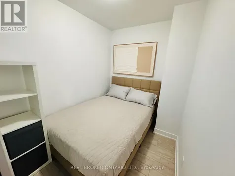 15 Baseball Place Toronto (south Riverdale) ON M4M 0E6