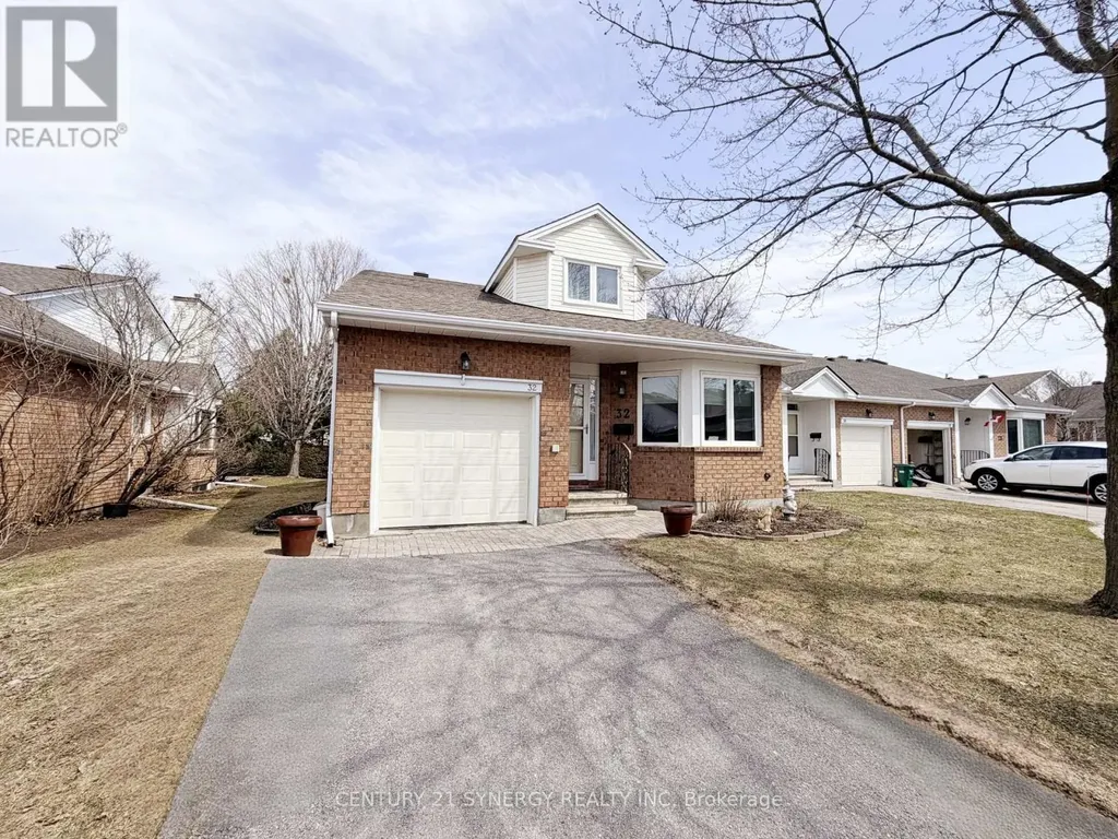 32 Innesbrook Court Ottawa ON K2S 1C7