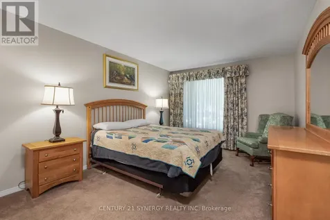 32 Innesbrook Court Ottawa ON K2S 1C7