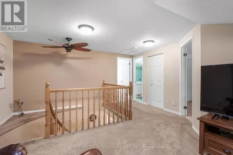 32 Innesbrook Court Ottawa ON K2S 1C7