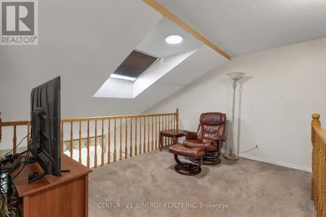 32 Innesbrook Court Ottawa ON K2S 1C7