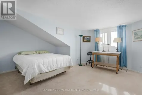 32 Innesbrook Court Ottawa ON K2S 1C7
