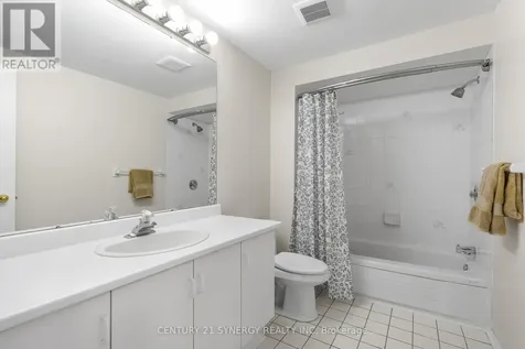 32 Innesbrook Court Ottawa ON K2S 1C7