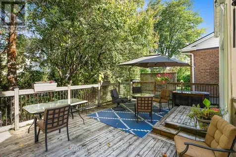 32 Innesbrook Court Ottawa ON K2S 1C7