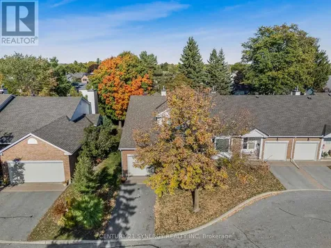 32 Innesbrook Court Ottawa ON K2S 1C7