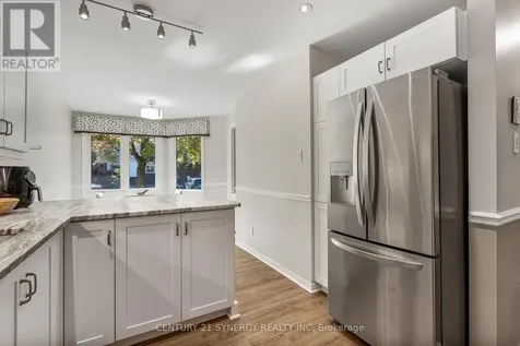 32 Innesbrook Court Ottawa ON K2S 1C7