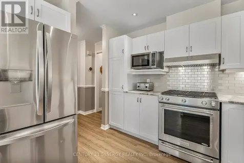 32 Innesbrook Court Ottawa ON K2S 1C7